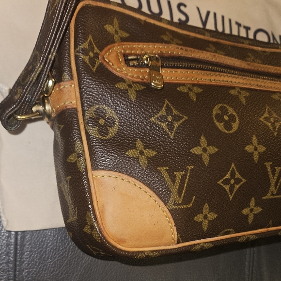 🚨Deal OF THE DAY🚨Louis Vuitton LV Clutch Marly Dragonne GM Brown Monogram - Picture 2 of 12